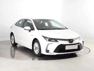 Toyota Corolla 1.8 Hybrid 90kW sedan