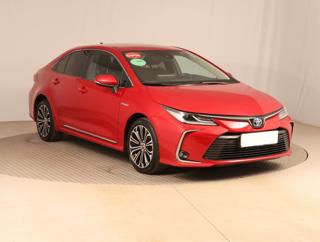 Toyota Corolla 1.8 Hybrid 90kW sedan