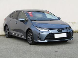 Toyota Corolla 1.5i, 1.maj, Serv.kniha, ČR sedan