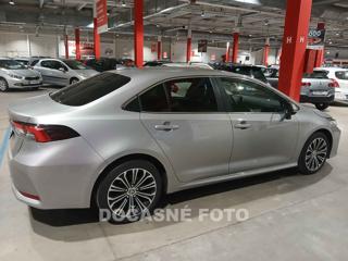 Toyota Corolla 1.6i, Serv.kniha, ČR sedan