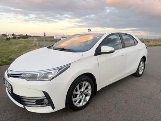 Toyota Corolla 1,6 97 kW-BENZIN  24 050 KM , 1.MAJITEL sedan