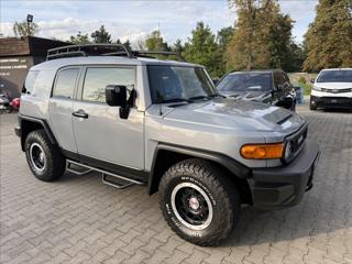Toyota FJ 4,0 SUV