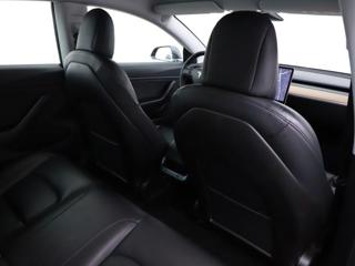 Tesla Model 3 PERFORMANCE AWD 377kW DPH limuzína