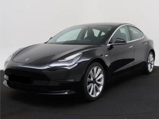 Tesla Model 3 Long Range AWD 75kWh DPH TZ limuzína