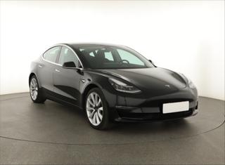 Tesla Model 3 Long Range 4WD 76kWh 324kW sedan