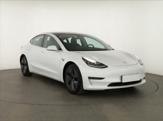 Tesla Model 3 Long Range 4WD 76kWh 324kW sedan