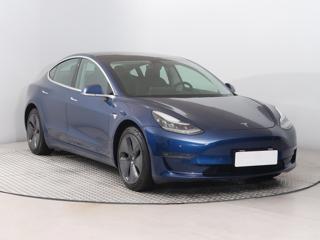 Tesla Model 3 Long Range 4WD 76kWh 324kW sedan