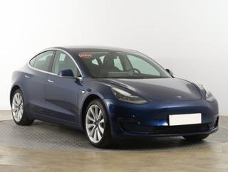 Tesla Model 3 Long Range 4WD 72kWh 324kW sedan