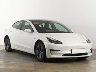 Tesla Model 3 Long Range 4WD 76kWh 324kW sedan