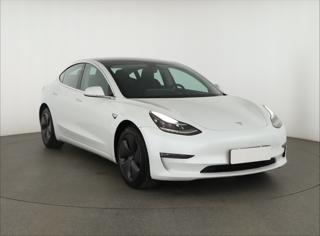 Tesla Model 3 Long Range 4WD 76kWh 324kW sedan