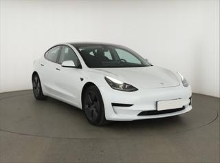 Tesla Model 3 Std Range Plus 49kWh 239kW sedan