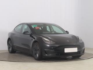 Tesla Model 3 Long Range 4WD 79kWh 366kW sedan