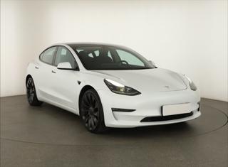 Tesla Model 3 Performance 82kWh 377kW sedan