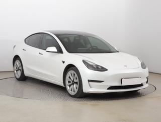 Tesla Model 3 Long Range 4WD 79kWh 366kW sedan