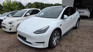 Tesla Model Y LFP 2023 SUV