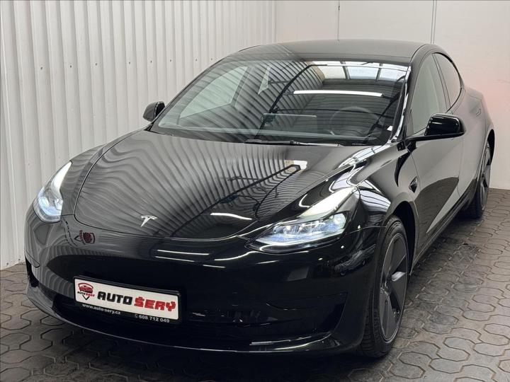 Vůz s VIN LRW3E7FS7PC688536