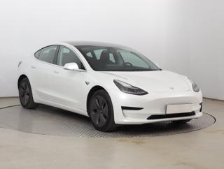 Tesla Model 3 Std Range Plus 52kWh 239kW sedan