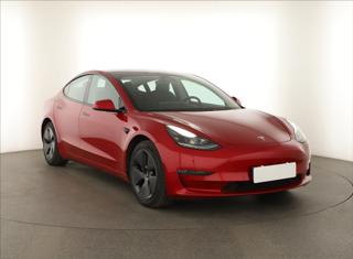 Tesla Model 3 Long Range 4WD 82kWh 324kW sedan