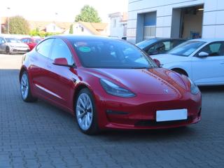 Tesla Model 3 Long Range 4WD 79kWh 366kW sedan