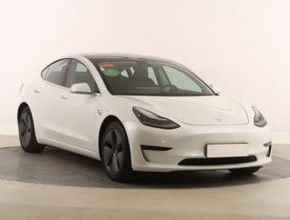 Tesla Model 3 Long Range 4WD 78kWh 361kW sedan