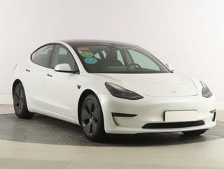 Tesla Model 3 Long Range 4WD 79kWh 366kW sedan