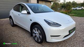 Tesla Model Y Long Range AWD Berlín | tažné SUV