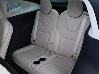 Tesla Model X 90D 386kW Tažné SoH 83,4% SUV - Foto 19