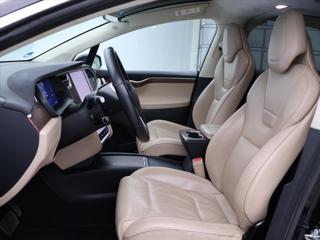 Tesla Model X 90D 386kW Tažné SoH 83,4% SUV - Foto 15