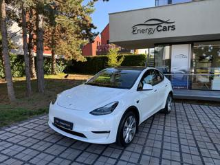 Tesla Model Y --REZERVACE-- SUV