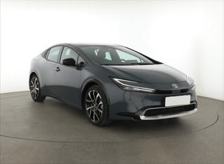 Toyota Prius 2.0 Plug-in Hybrid 164kW hatchback