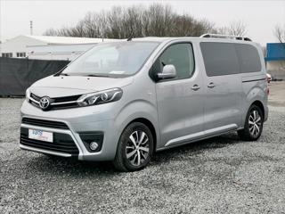 Toyota ProAce 2.0D/AT Family/ 8míst/ZÁRUKA! minibus