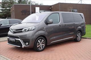 Toyota ProAce Verso 2,0 D-4D  Family Comfort NAVI L2 8S minibus