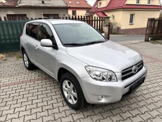 Toyota RAV4 2,0 VVT 16V 4x4 TAŽNÉ TOP SUV