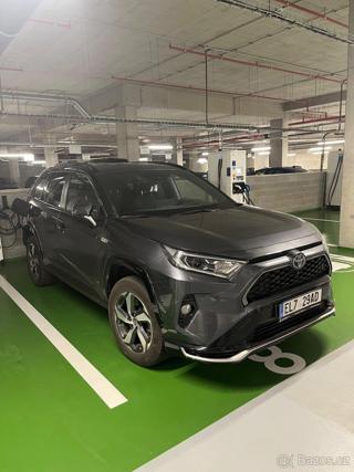 Toyota RAV4 plug in hybrid, 03/2022 SUV