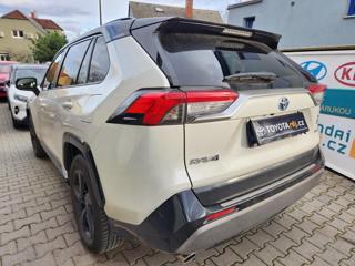 Toyota RAV4 2.5-HYBRID-1.MAJ-KŮŽE-AUTOMAT SUV - Foto 9