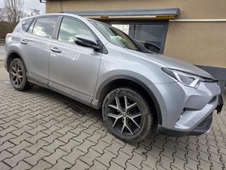Toyota RAV4 2.0-1.MAJITEL-TAŽNÉ-KAMERA SUV - Foto 4