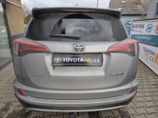 Toyota RAV4 2.0-1.MAJITEL-TAŽNÉ-KAMERA SUV - Foto 7
