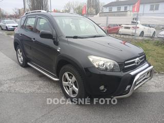 Toyota RAV4 2.2D-CAT, ČR SUV