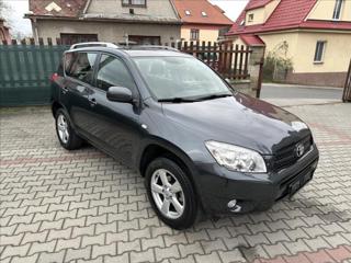 Toyota RAV4 2,2 D-4D BEZ KOROZE PO SERVISE SUV