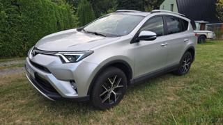 Toyota RAV4 2,0   D-4D 105 kW, 2WD, r. 2016 SUV