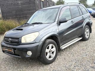 Toyota RAV4 2,0 D-4D 4X4 TAŽNÉ terénní