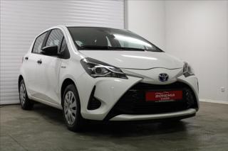 Toyota Yaris 1,5 HYBRID ZÁRUKA SERVIS hatchback