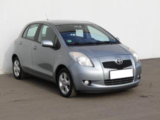 Toyota Yaris 1.3VVT-i hatchback