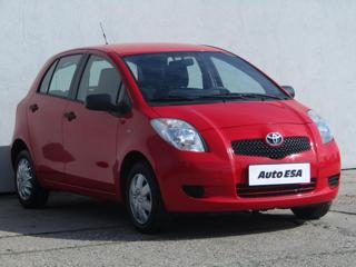 Toyota Yaris 1.0i hatchback benzin