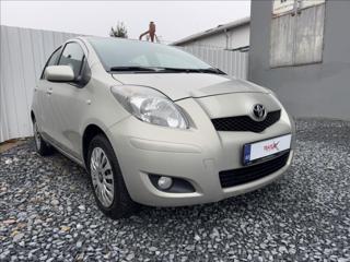 Toyota Yaris 1,0 VVT-i,51kW,Dream,2.maj.,ČR hatchback