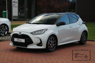 Toyota Yaris 1,5 HSD  GR Sport hatchback