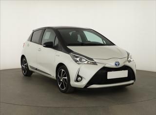 Toyota Yaris 1.5 Hybrid 74kW hatchback