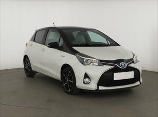 Toyota Yaris 1.5 Hybrid 74kW hatchback