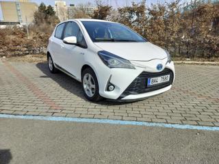 Toyota Yaris 1,5i Hybrid CVT hatchback