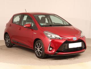 Toyota Yaris 1.5 Hybrid 74kW hatchback